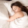 睡眠不足が及ぼす深刻な肌への悪影響！？ニキビや肌荒れも